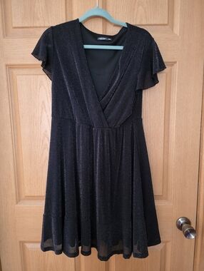 NWOT SHEIN Curve Black Shimmer Dress Flutter Sleeve V-Neck Fit & Flare 0XL